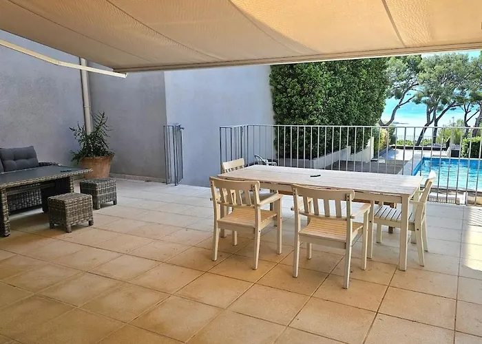 Cassis Villa 2-8 Persons 4 Bedrooms Willa Cassis